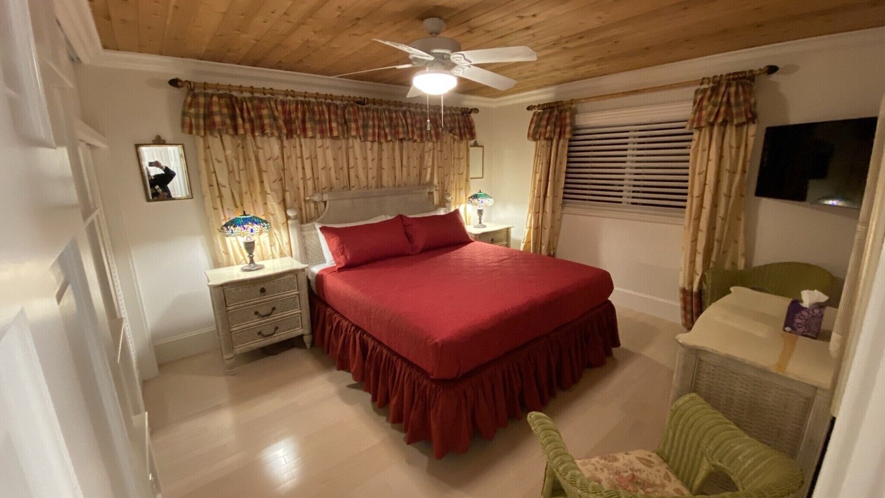 Photo of Bedroom in Singer Island