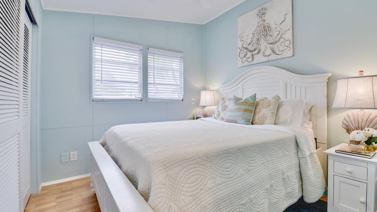 Photo of Bedroom in Cudjoe Key