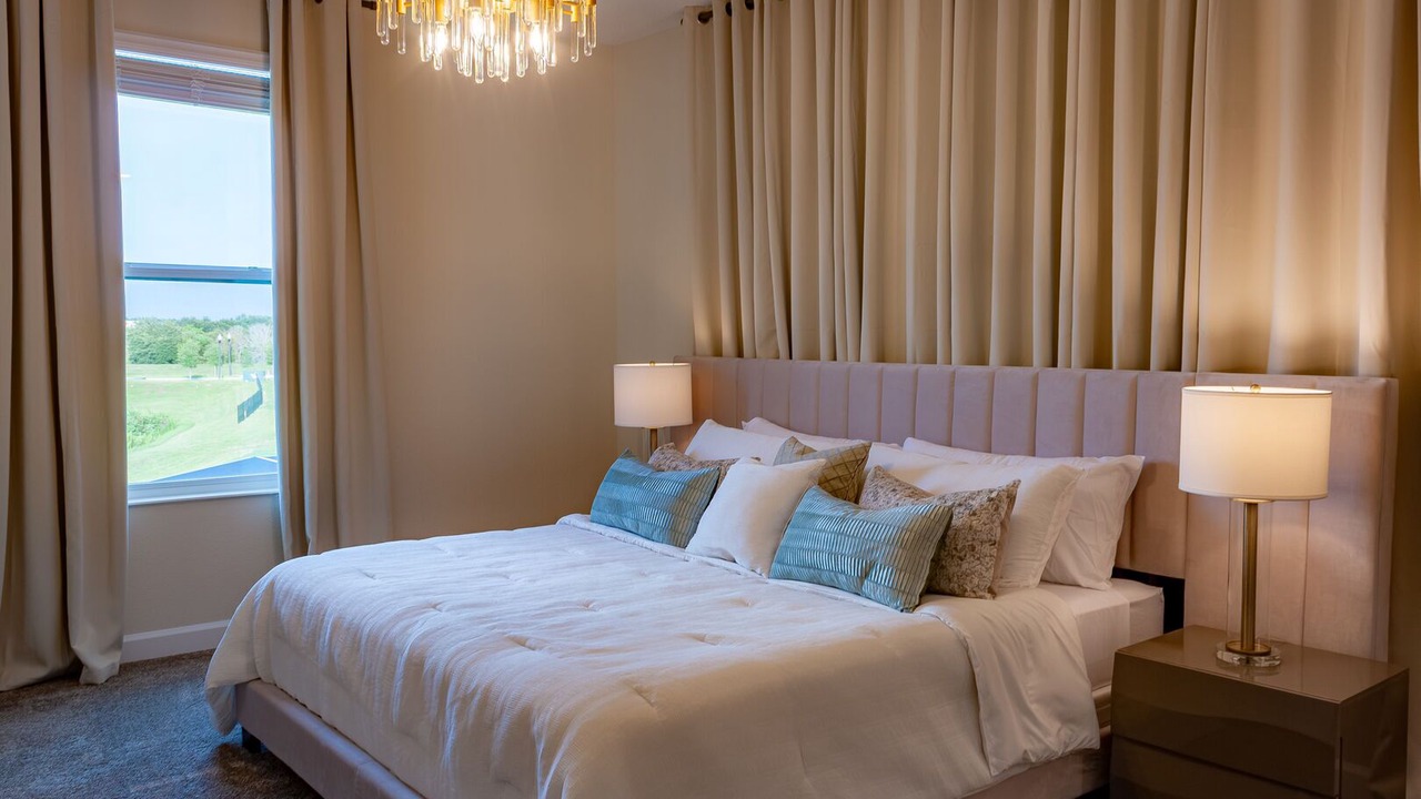 Photo of Bedroom in Bay Lake