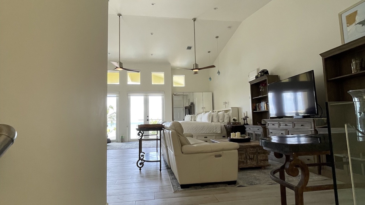 Photo of Livingroom in Sunset Cove
