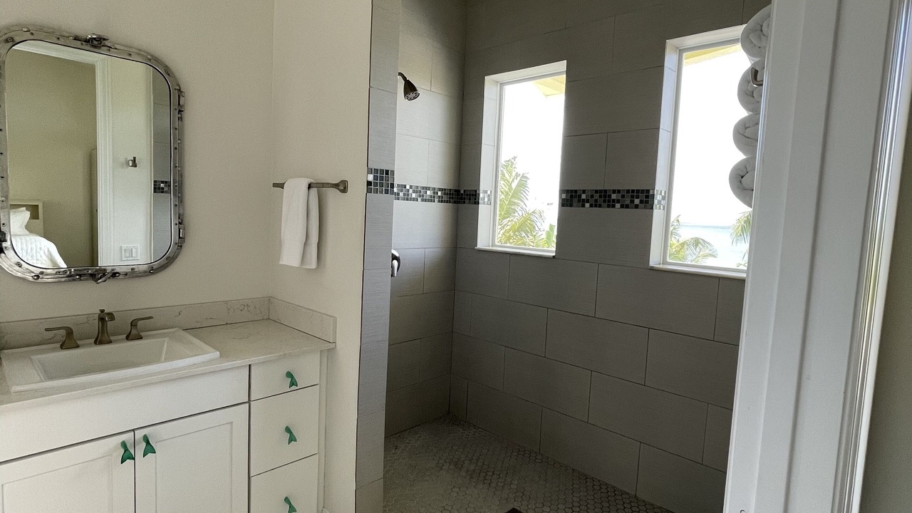 Photo of Bathroom in Sunset Cove