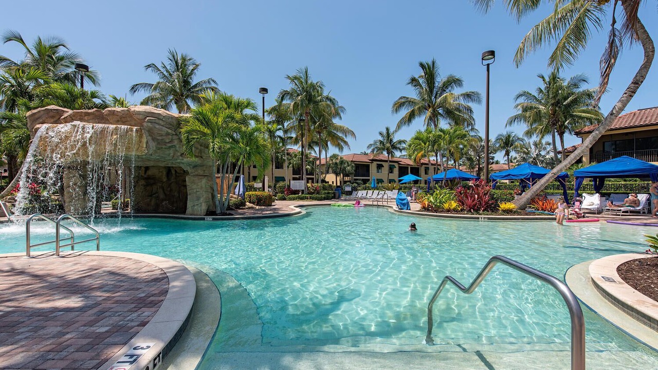 Photo of Outdoor in Naples