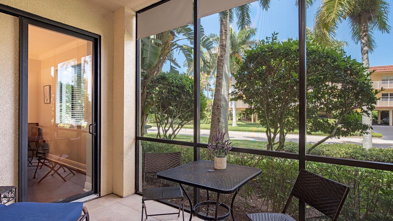 Photo of Outdoor in Naples