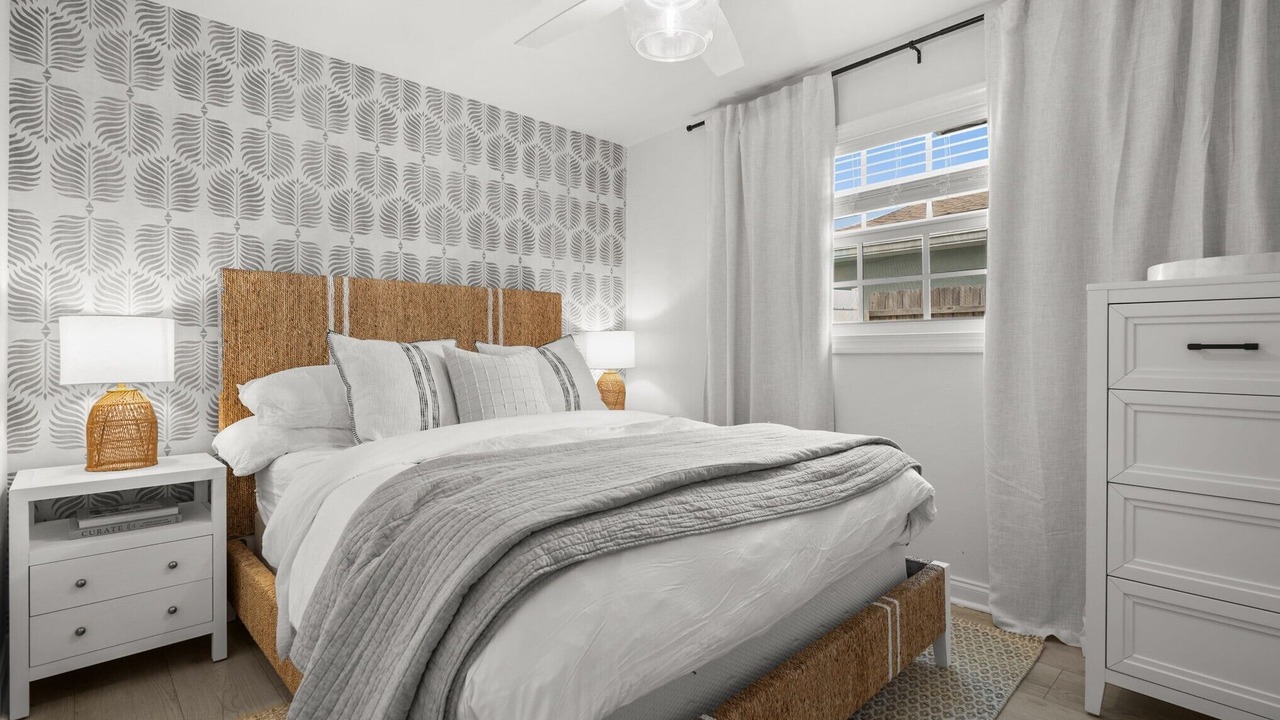 Photo of Bedroom in Naples Park