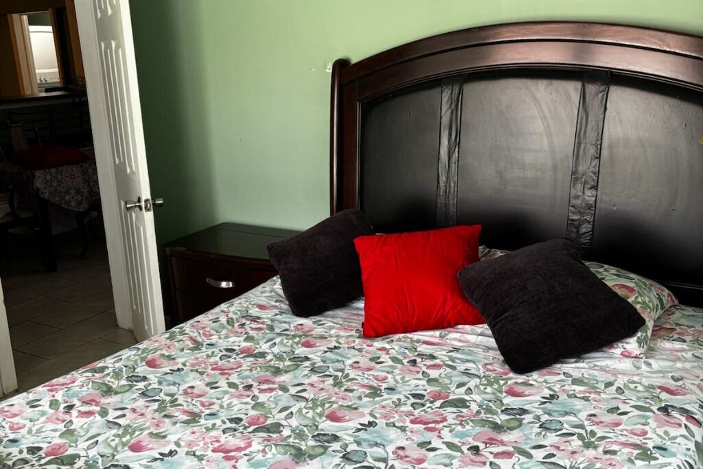 Photo of Bedroom in Park East