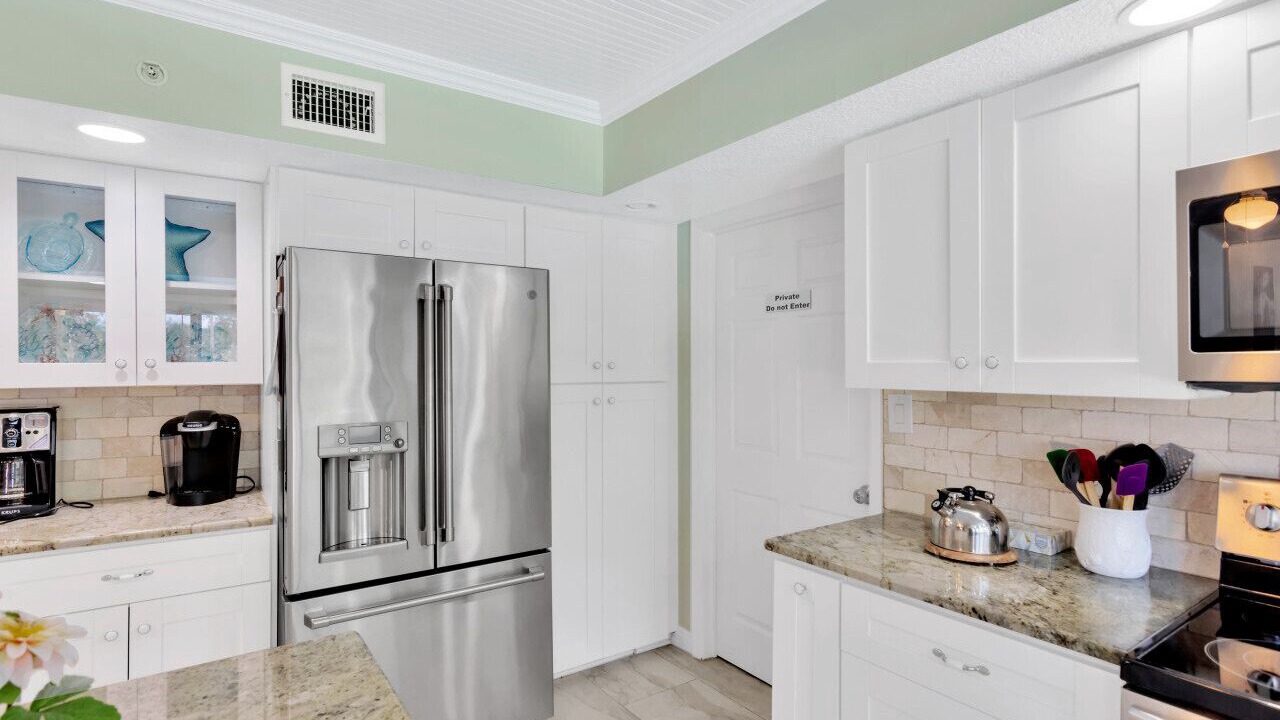 Photo of Kitchen in Lakeview Village