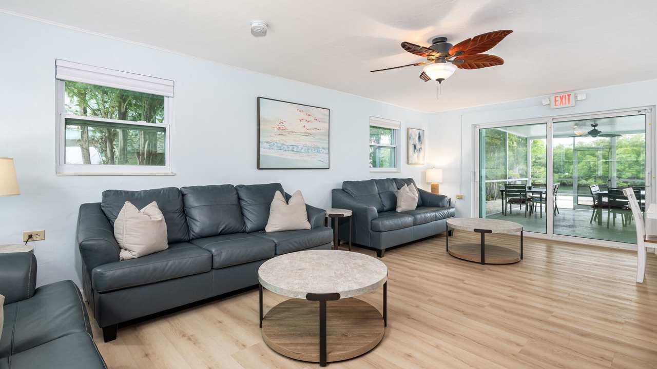 Photo of Livingroom in Marathon