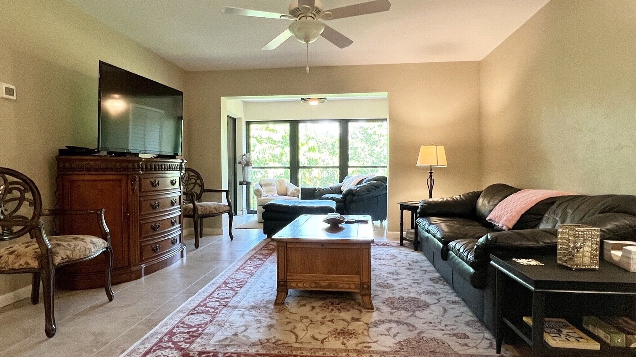 Photo of Livingroom in Biggar