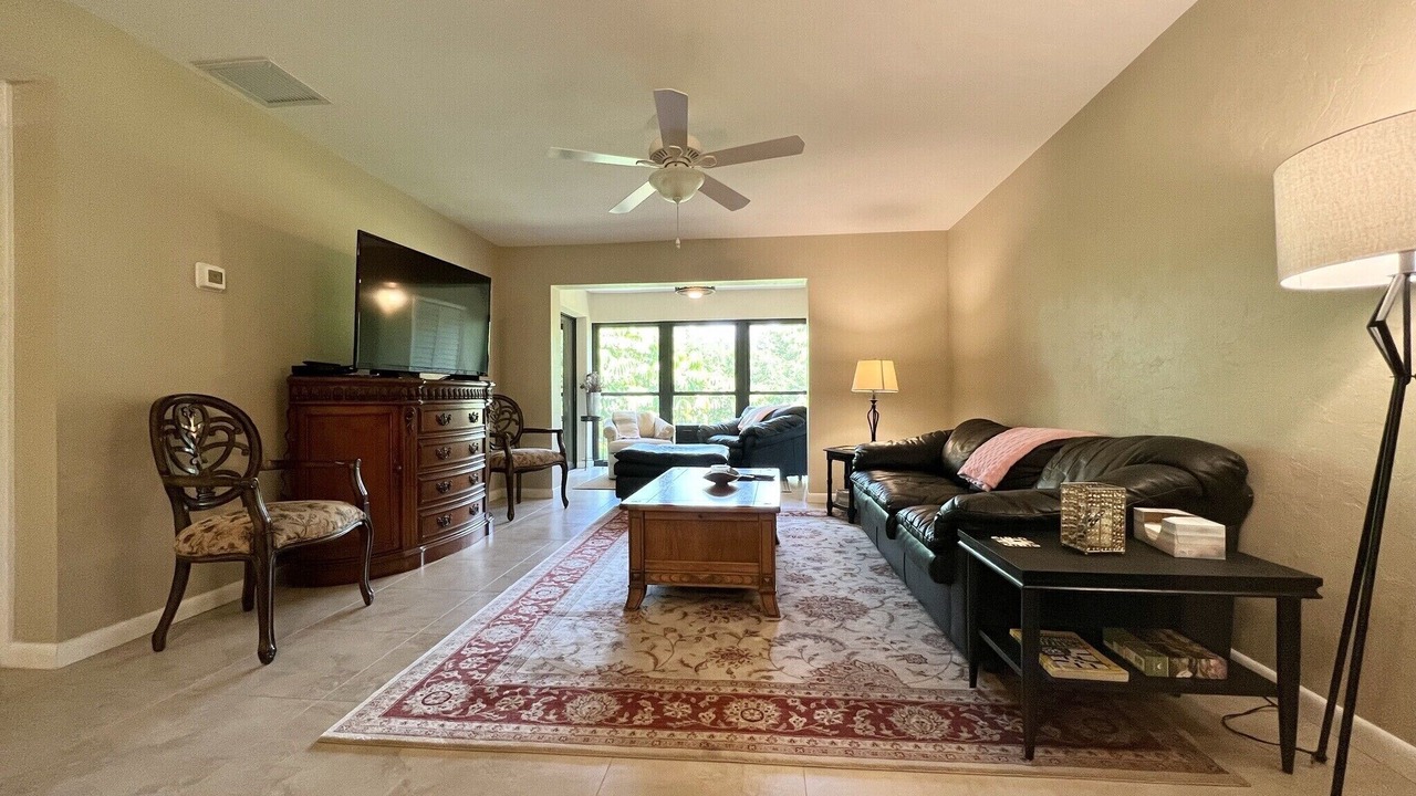 Photo of Livingroom in Biggar