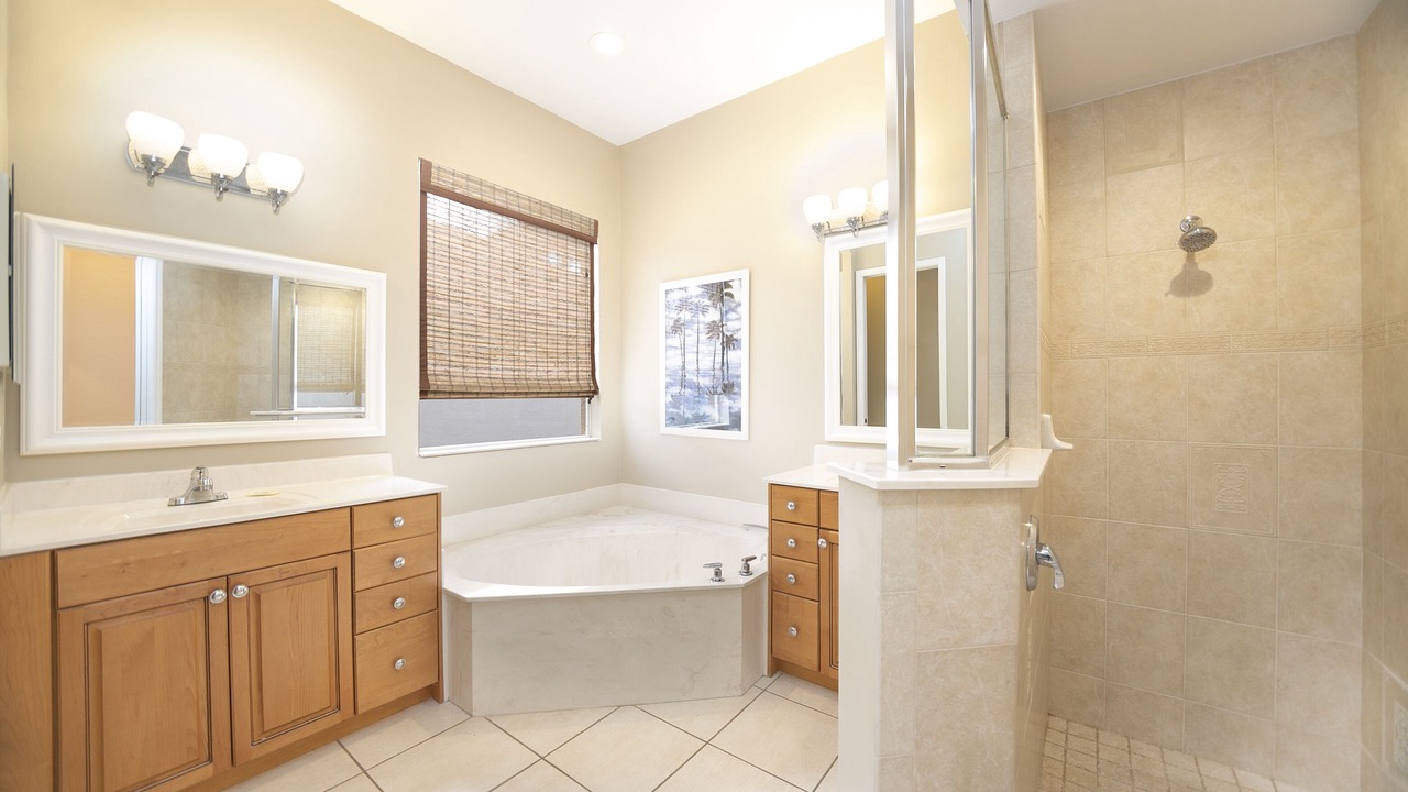 Photo of Bathroom in Central Naples