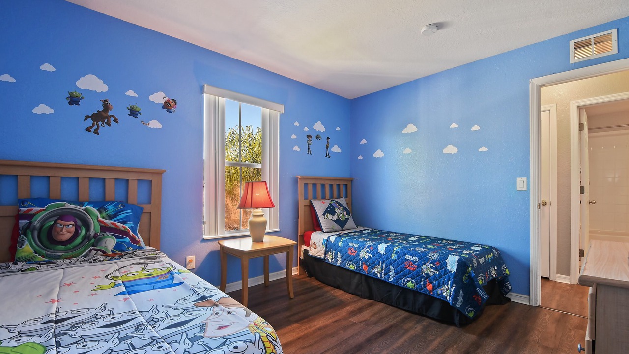 Photo of Bedroom in Regal Palms