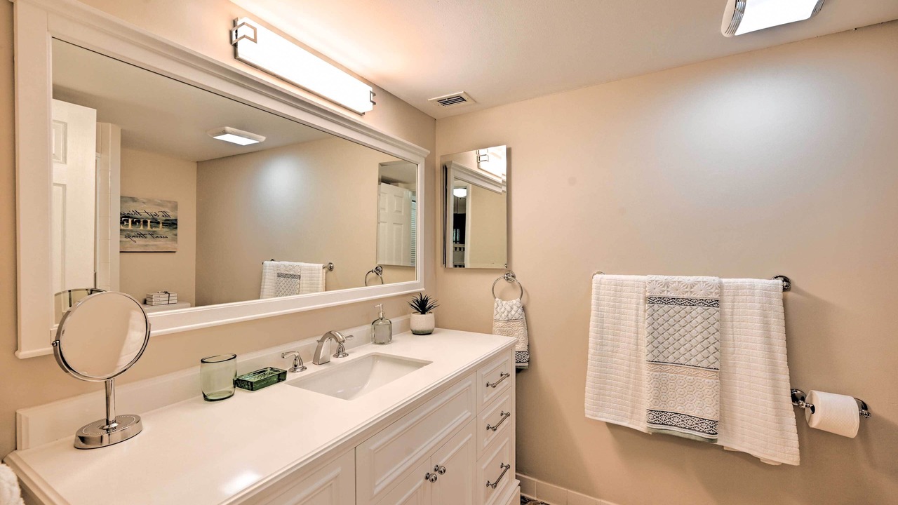 Photo of Bathroom in Central Naples
