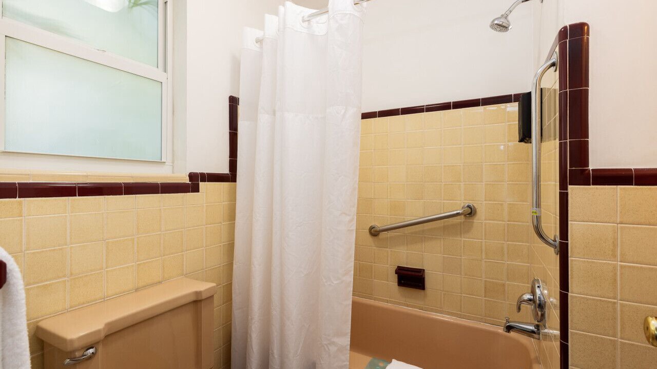 Photo of Bathroom in Islamorada