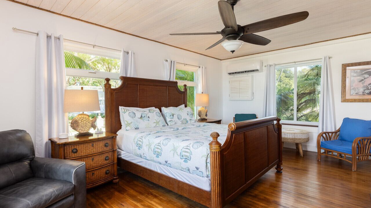 Photo of Bedroom in Islamorada