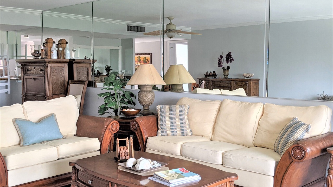 Photo of Livingroom in Stuart