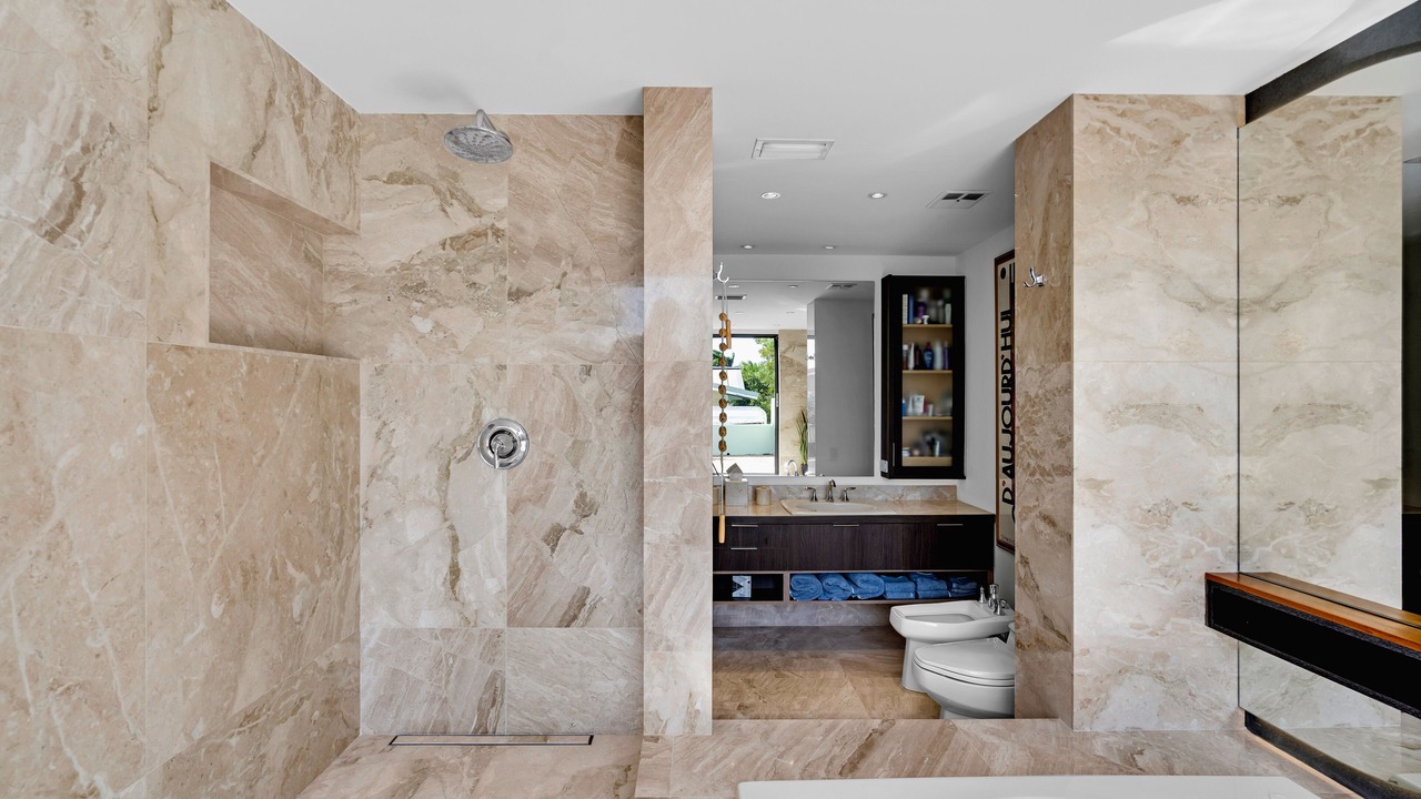 Photo of Bathroom in Northeast Coconut Grove