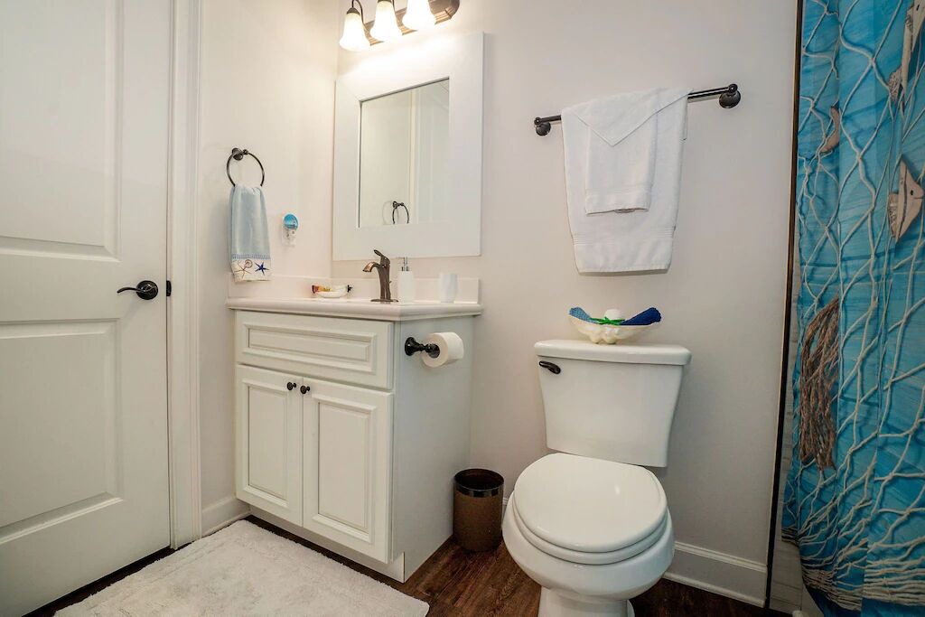 Photo of Bathroom in Marathon