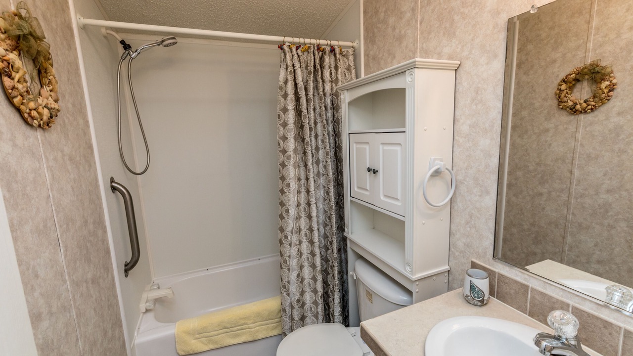 Photo of Bathroom in Buckhead Ridge