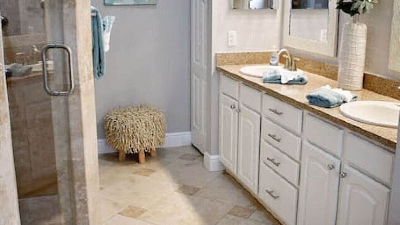 Photo of Bathroom in Cape Coral