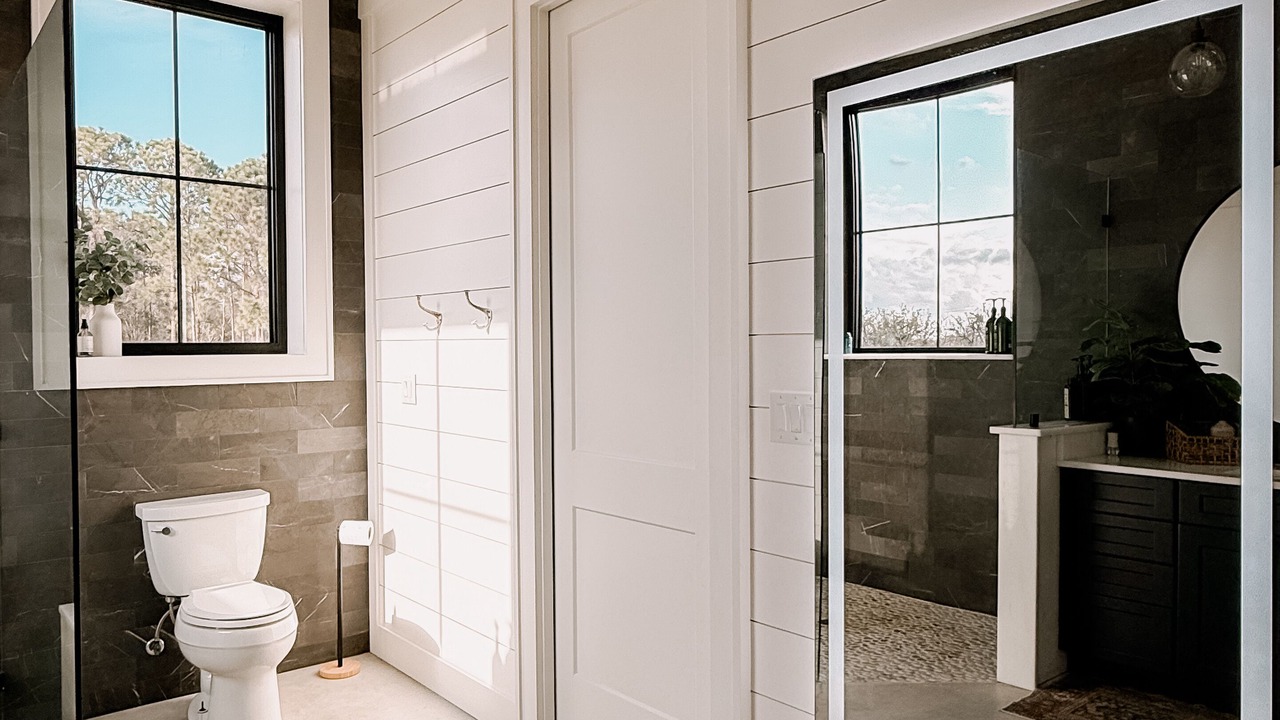 Photo of Bathroom in Sebring