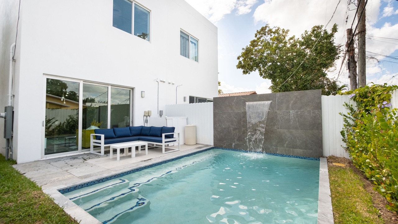 Photo of Outdoor in Coral Way