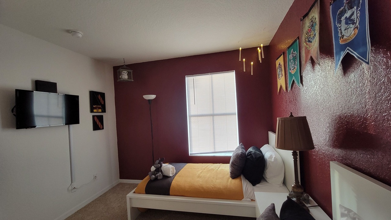 Photo of Bedroom in Regal Palms