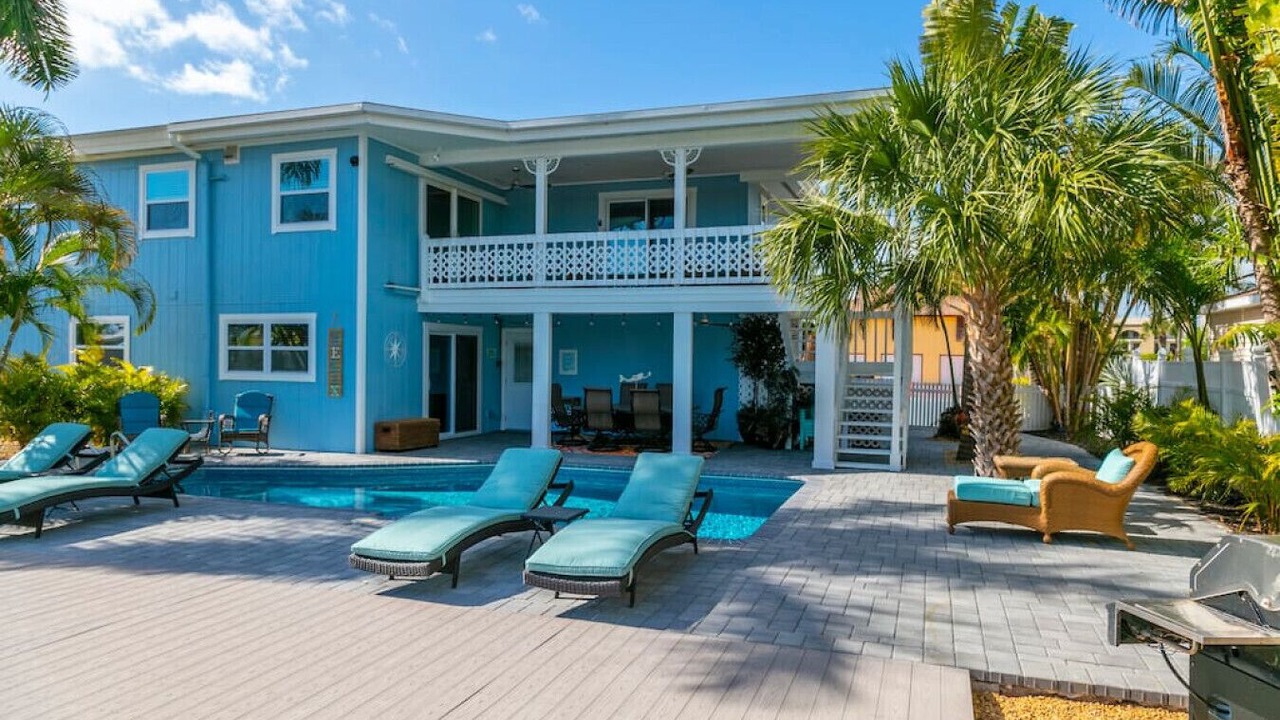Photo of Outdoor in Mid Island