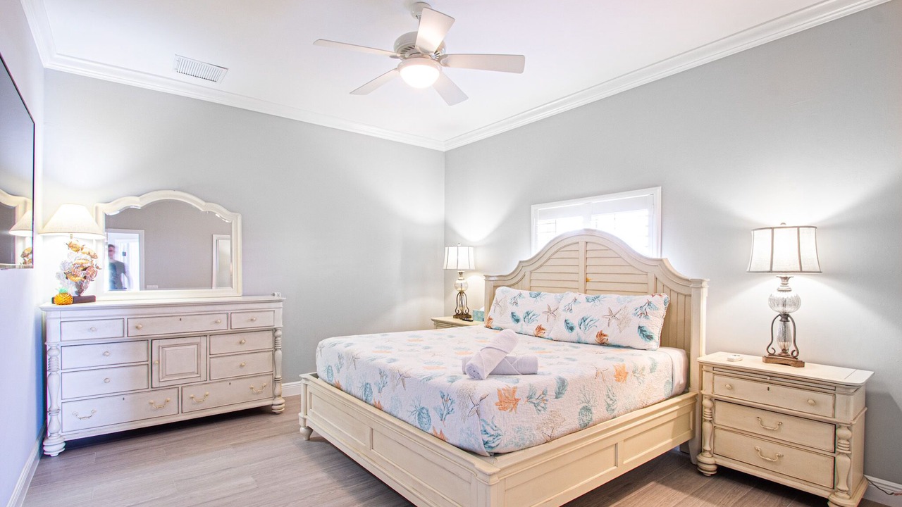 Photo of Bedroom in Caloosahatchee