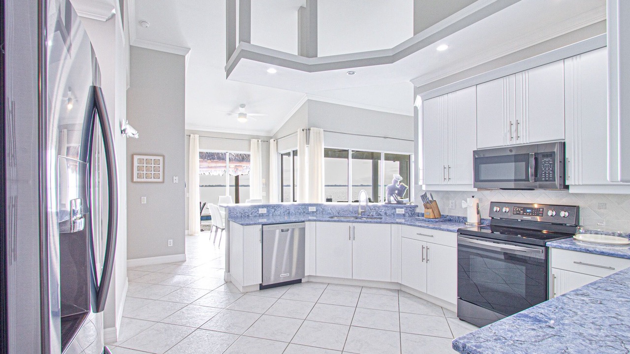 Photo of Kitchen in Caloosahatchee