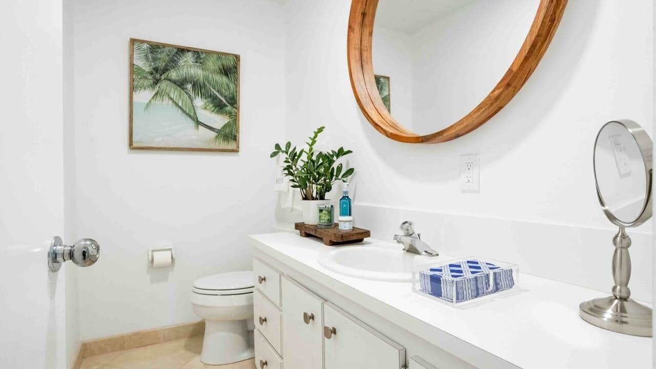 Photo of Bathroom in Marathon