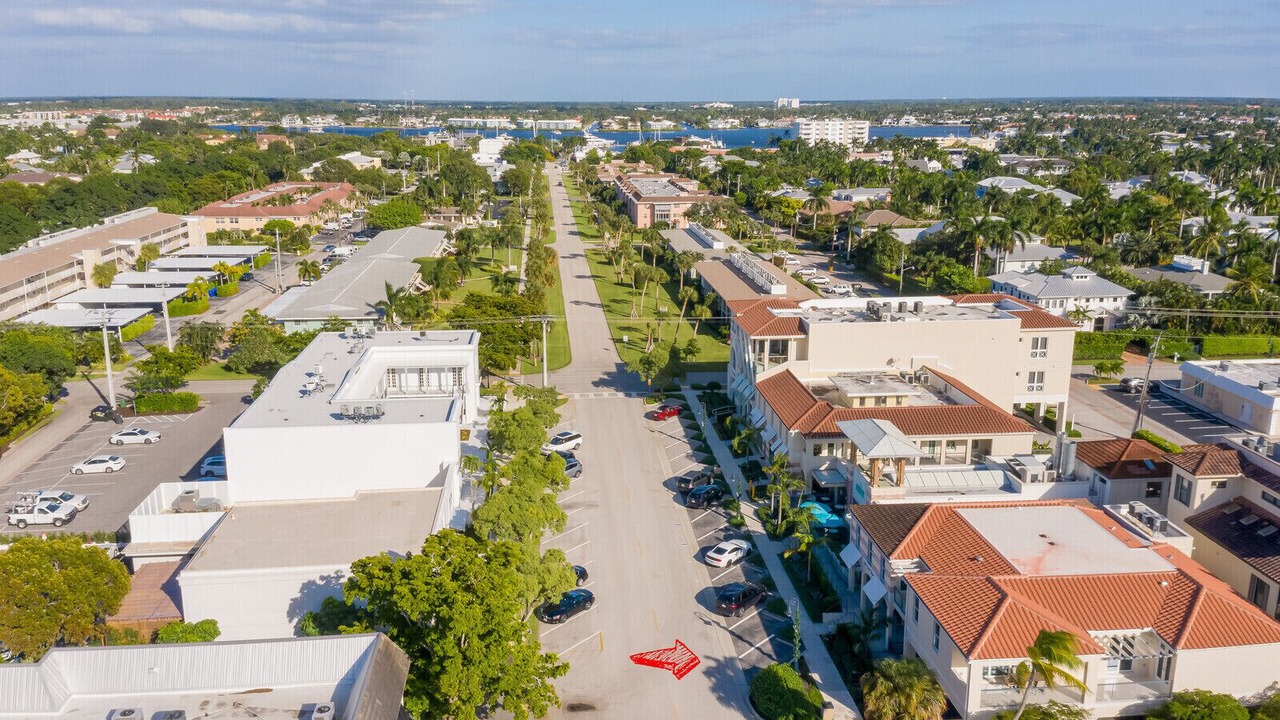 Photo of Outdoor in Old Naples