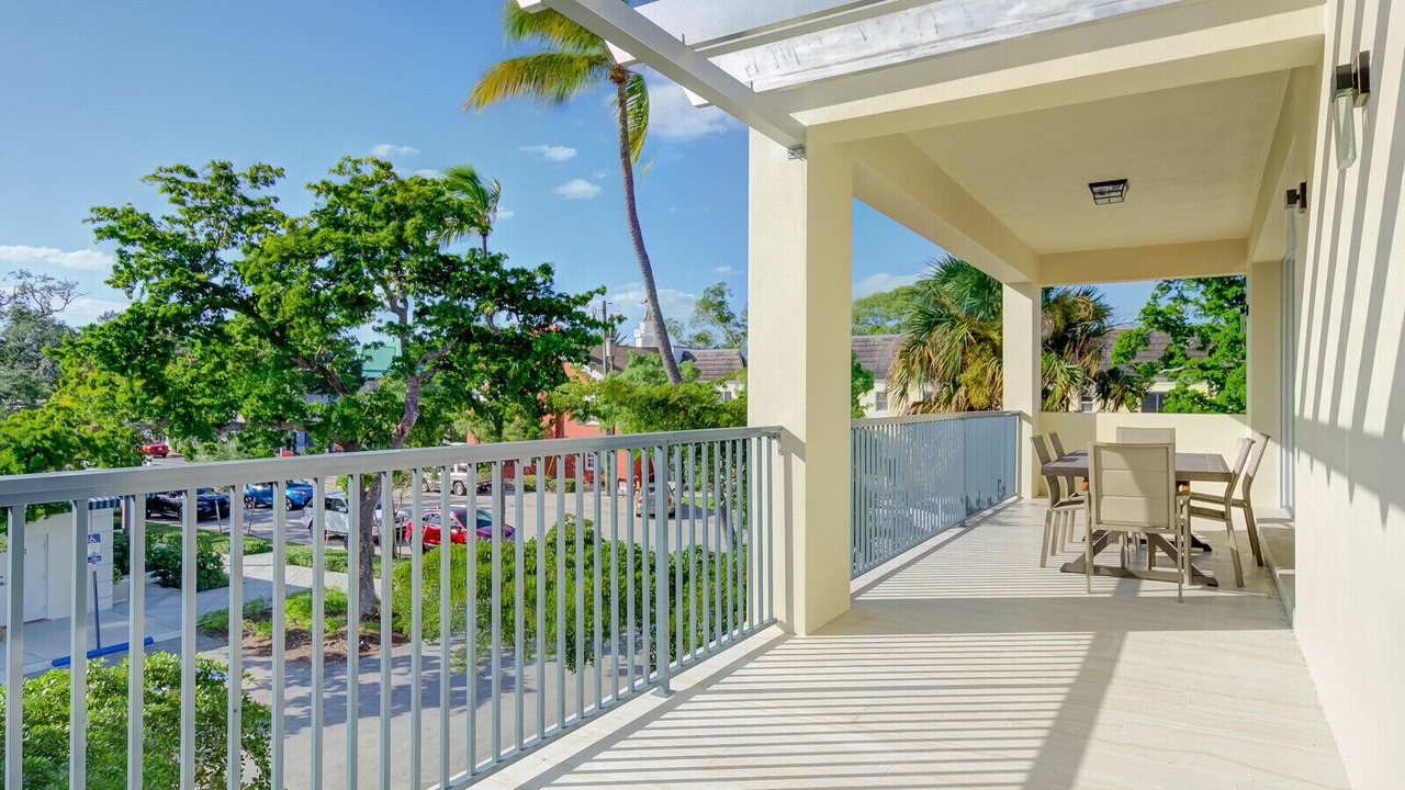 Photo of Outdoor in Old Naples