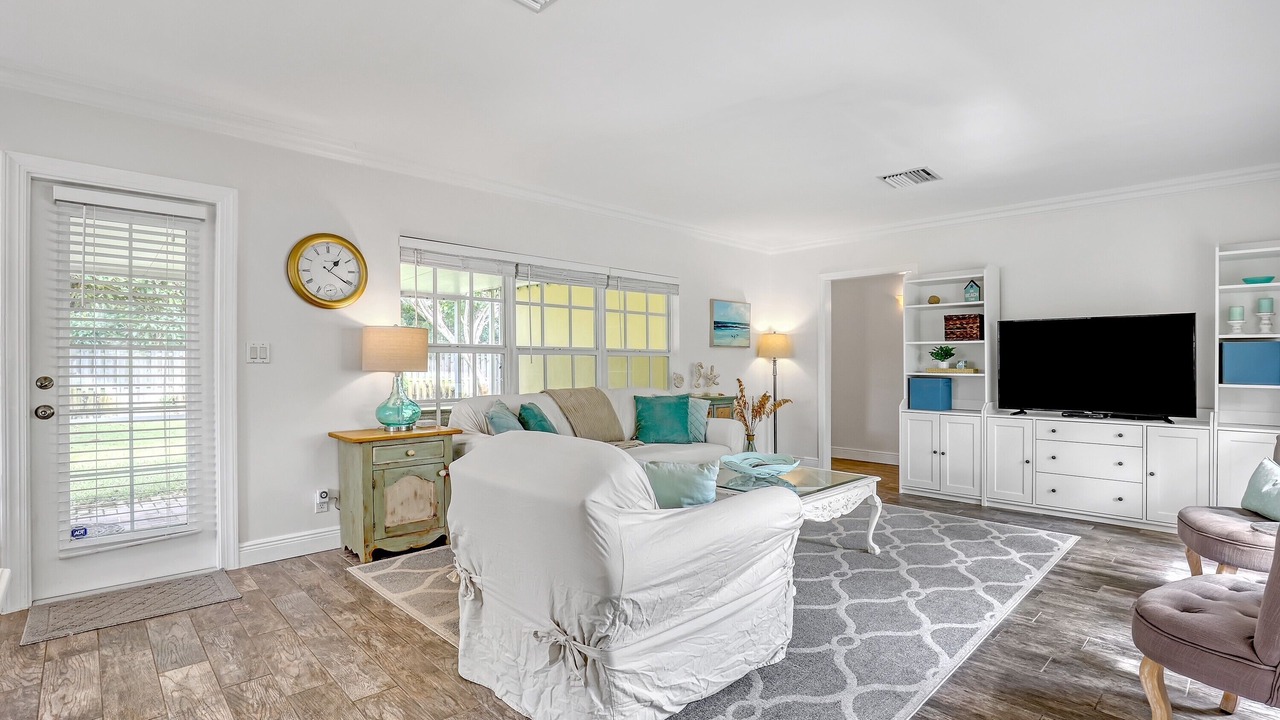 Photo of Livingroom in Singer Island