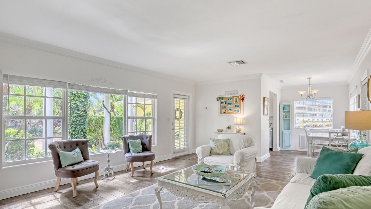 Photo of Livingroom in Singer Island