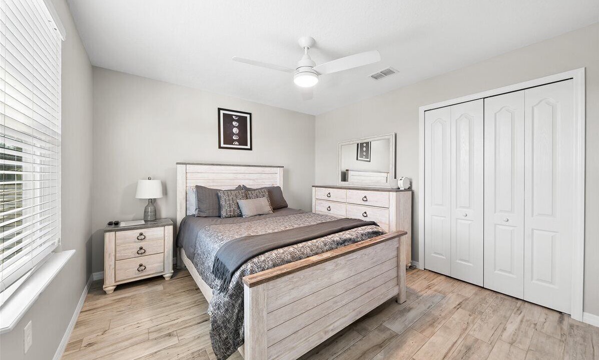 Photo of Bedroom in Interchange Square