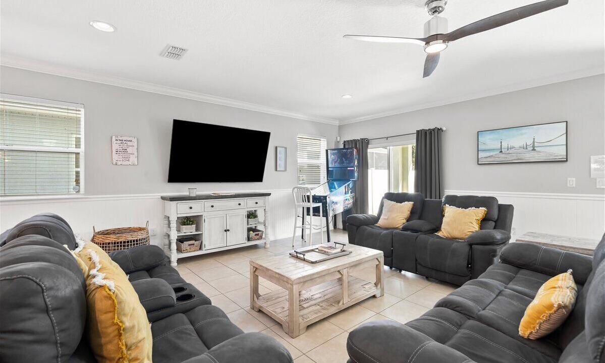 Photo of Livingroom in Interchange Square