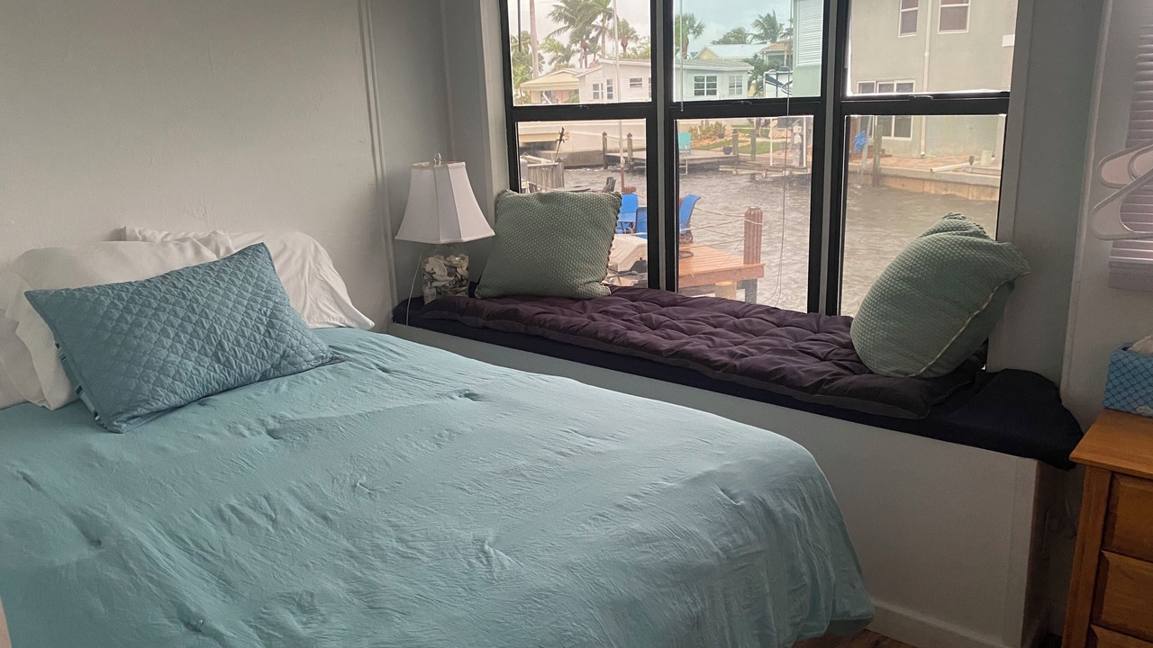 Photo of Bedroom in Nettles Island