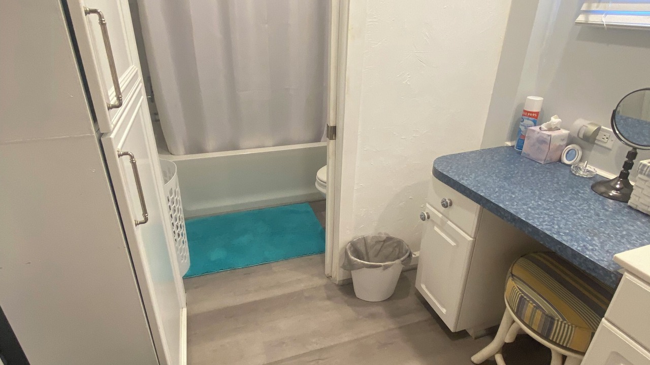 Photo of Bathroom in Nettles Island