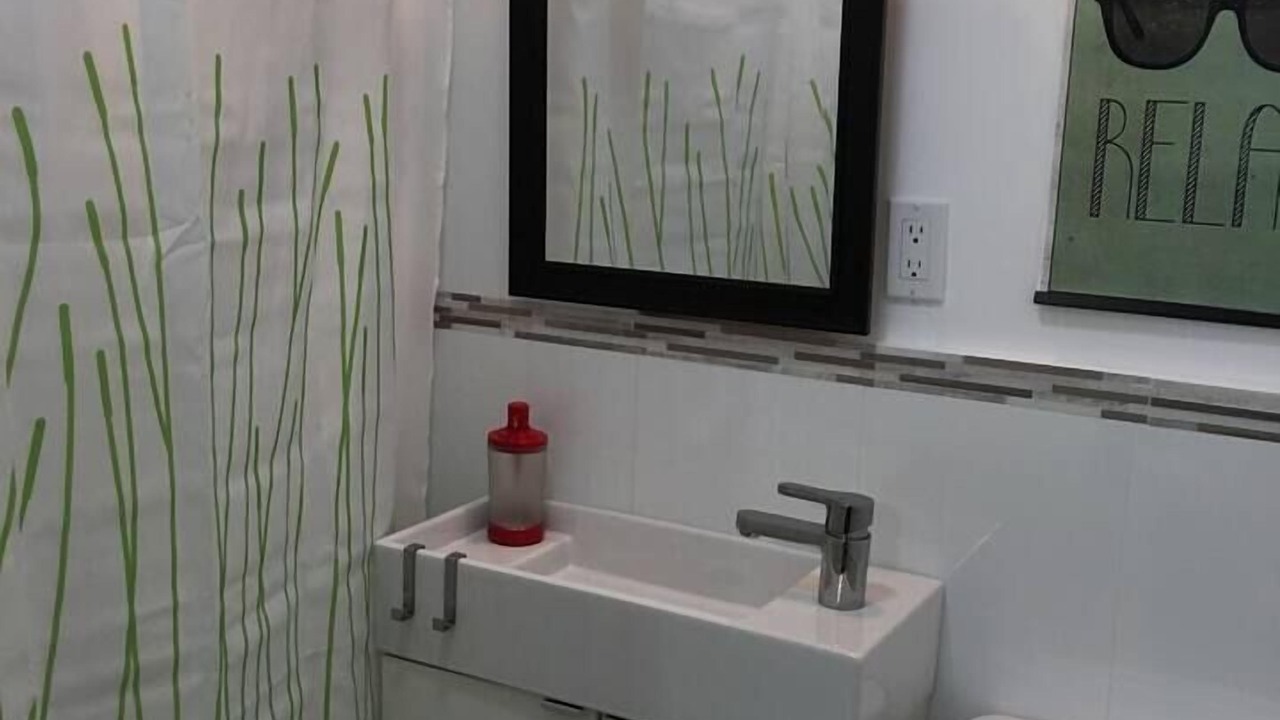 Photo of Bathroom in Little Havana