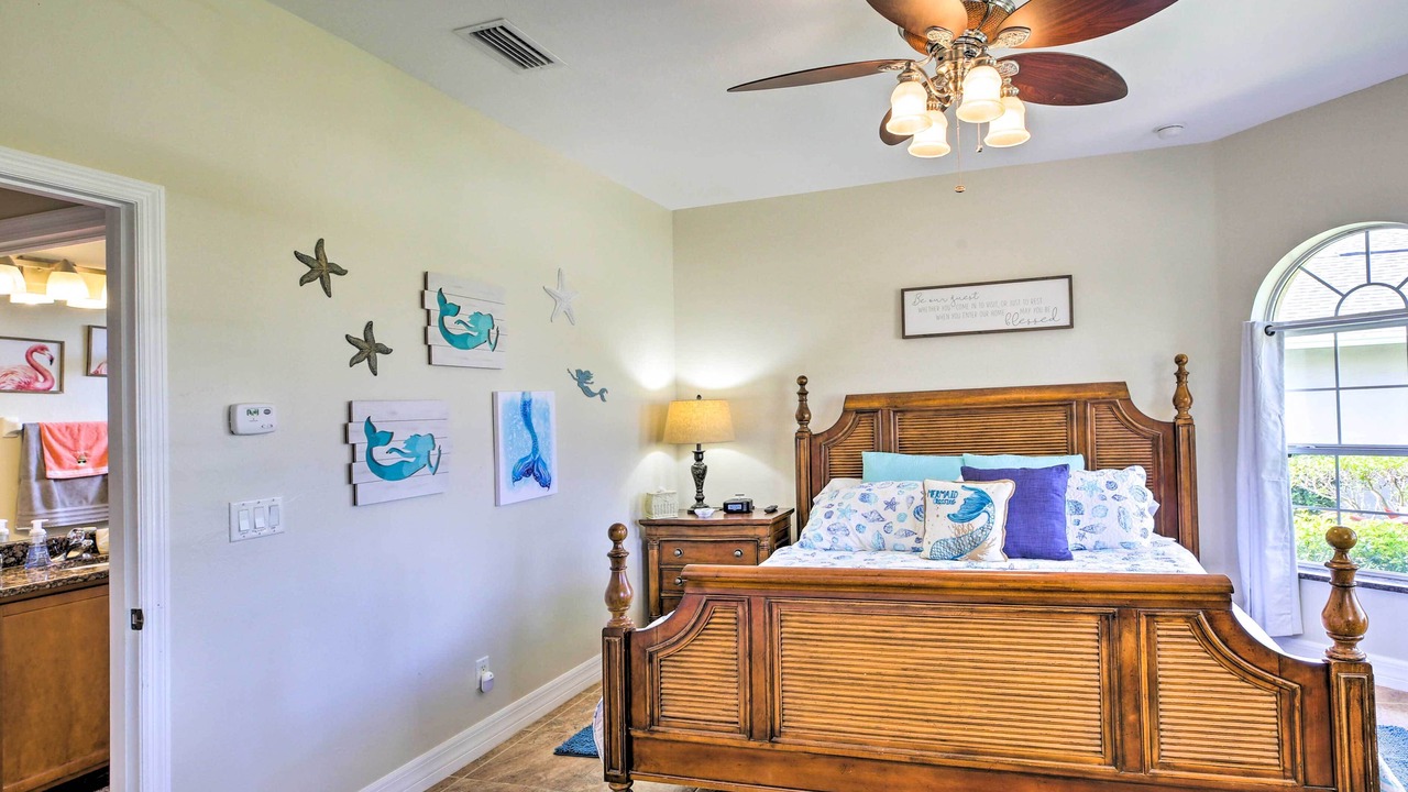 Photo of Bathroom in Caloosahatchee