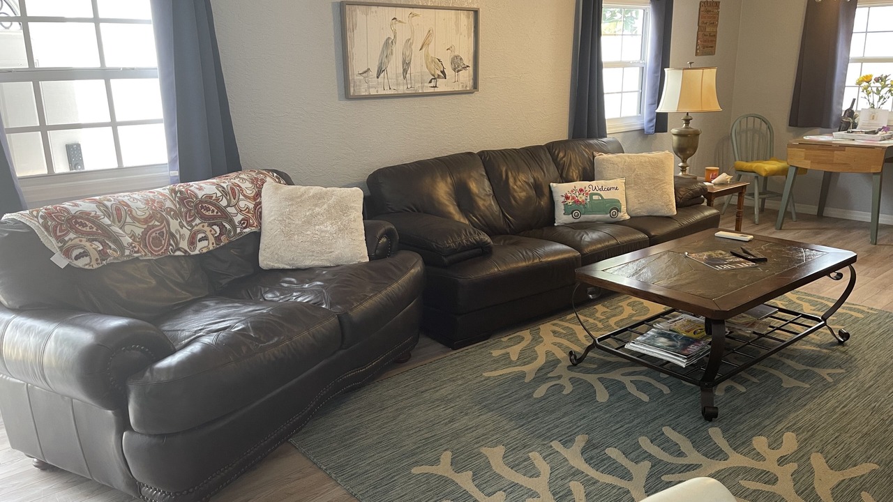 Photo of Livingroom in Stuart