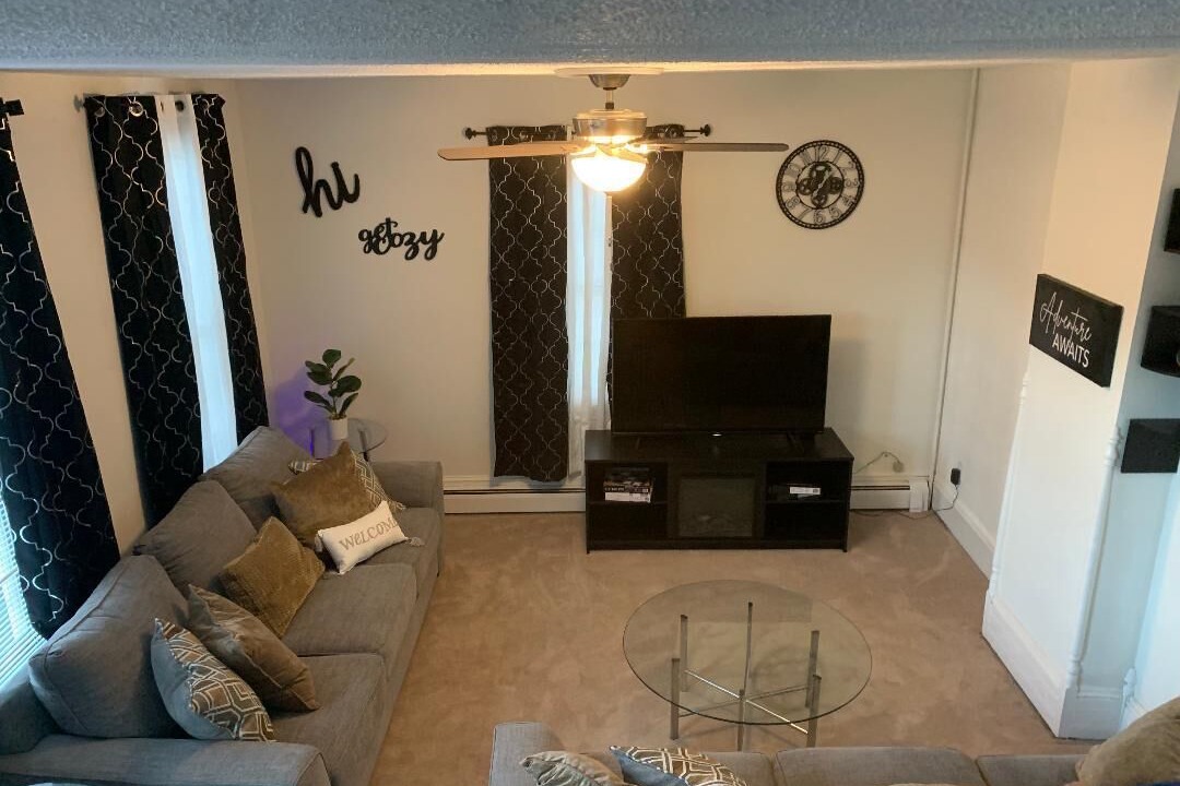 Photo of Livingroom in Saylorsburg