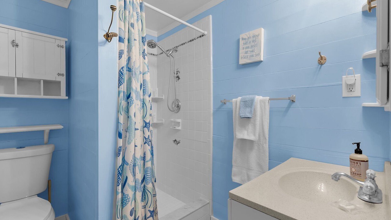 Photo of Bathroom in Marathon