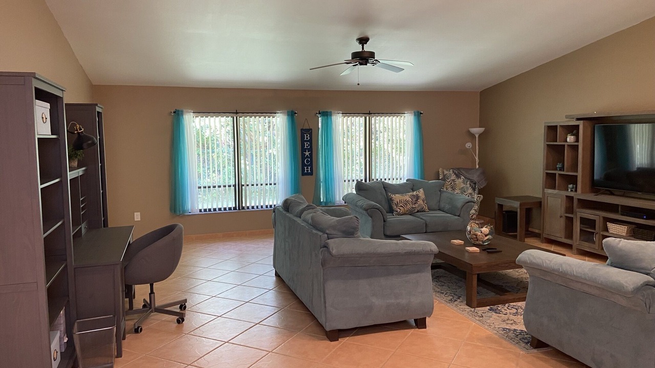 Photo of Livingroom in Sarasota