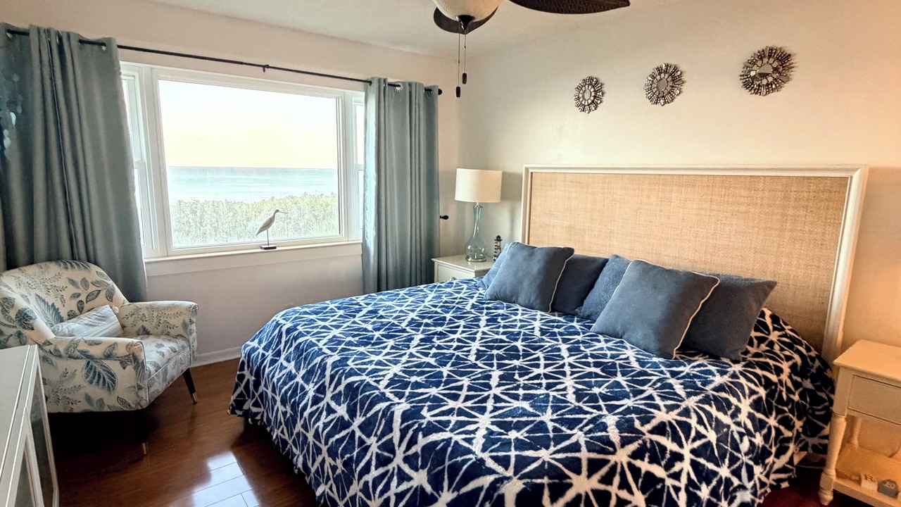 Photo of Bedroom in Hutchinson Island South