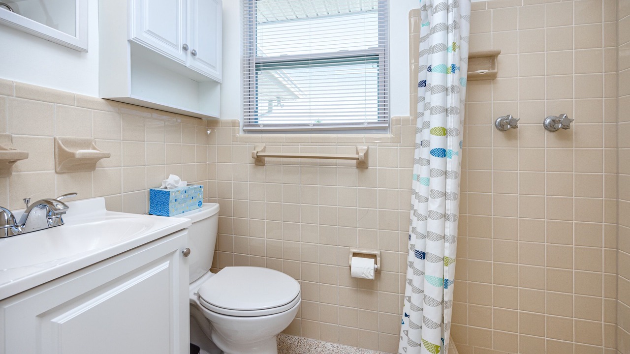 Photo of Bathroom in Seminole