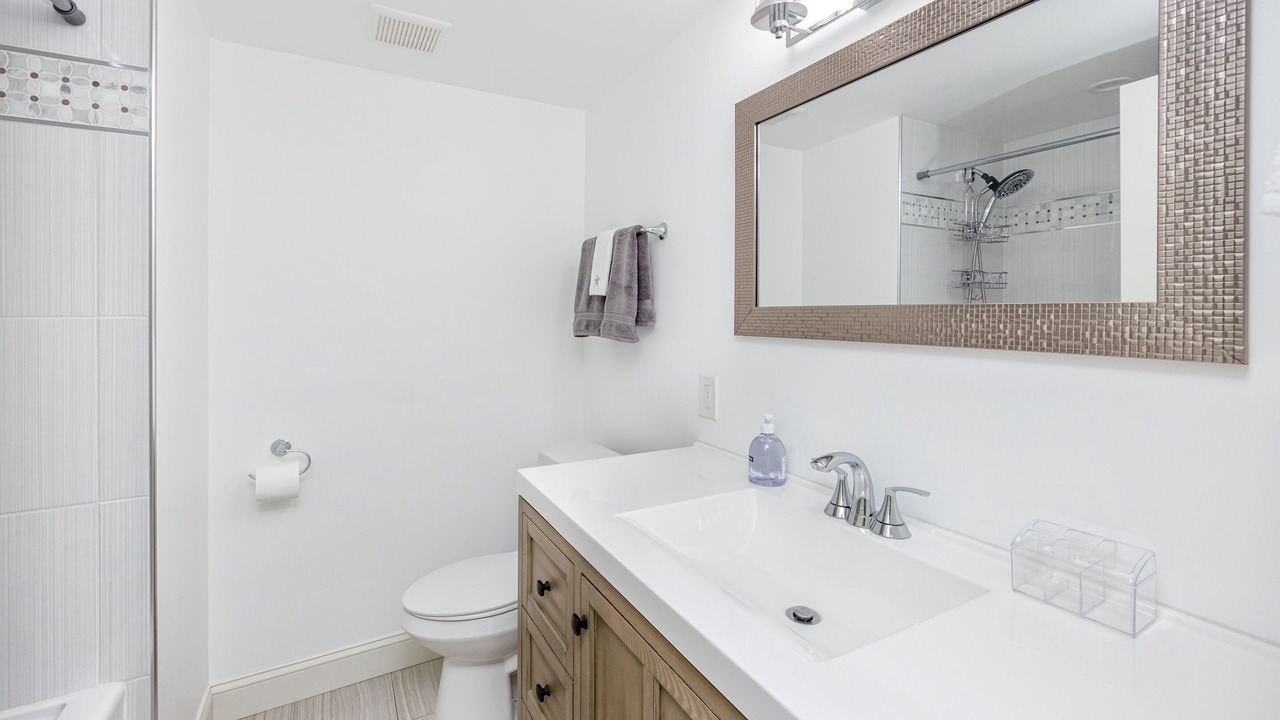 Photo of Bathroom in Seminole