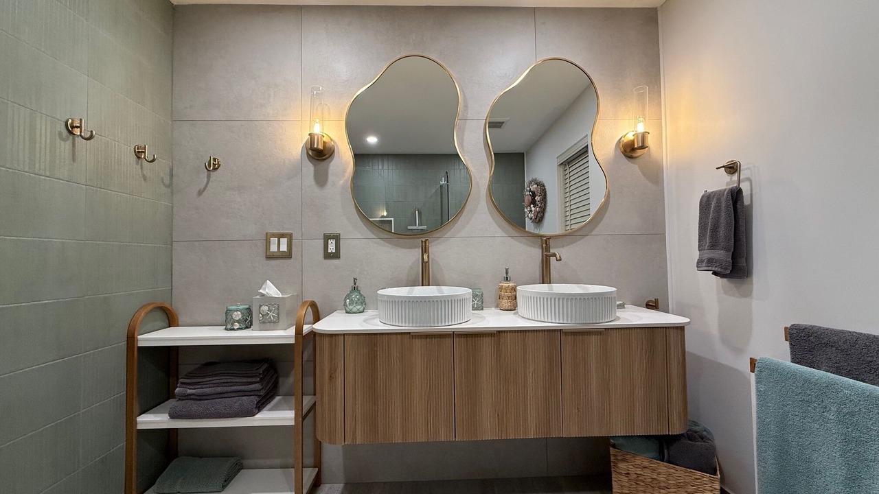 Photo of Bathroom in Laurel
