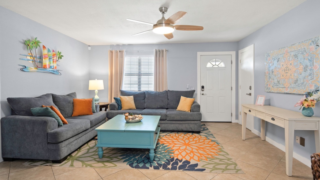Photo of Livingroom in East Naples