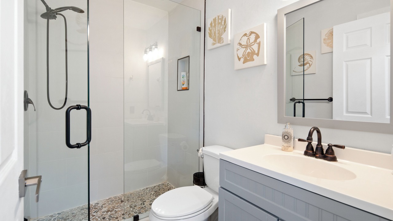 Photo of Bathroom in East Naples